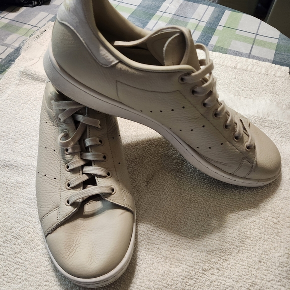 Adidas Men's Light Tan Sneakers - Picture 3 of 5